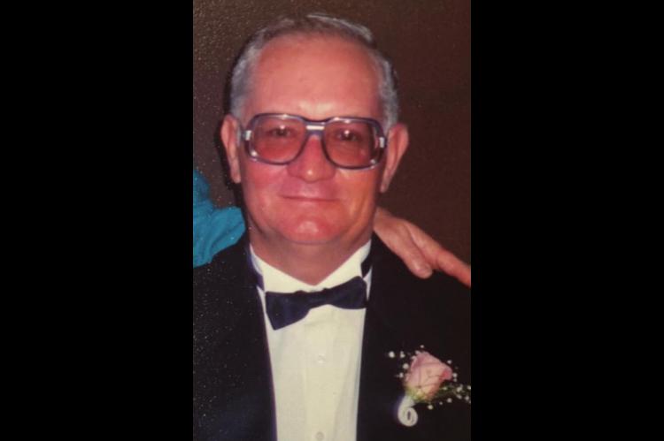 Rites held for Donald Epperly
