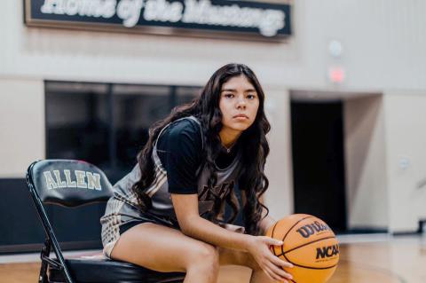 Congratulations to Stoney Cully on making the OGBCA All-State Team!!! This is one of the highest honors you can receive as a high school girls basketball player in Oklahoma.