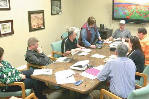 Advanced Classes, Teacher Assessments Discussed at School Board Meeting