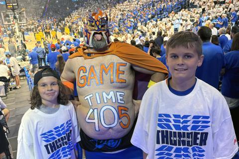 As most of us have been glued to our tv’s watching the OKC Thunder in the NBA Finals, Deacon and Creed Sanford were lucky enough to get to attend the game last Monday. Looks like they had great seats and met another big fan. They also received some auto