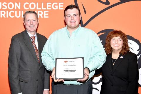 Trent Fronterhouse awarded scholarship