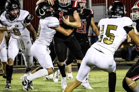 Mustangs Fall in Close Game with Stratford