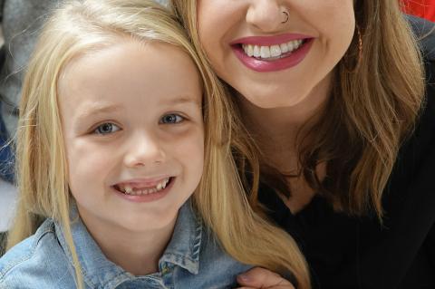 Marlee Merriman with her mom Mela
