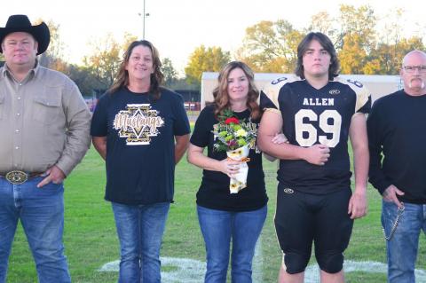 Football / Cheer Seniors and Parents Honored