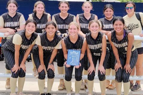 	Congratulations to the 2022 Lady Mustangs Fast Pitch Softball Team 