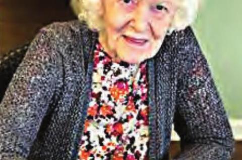 Rites held for Deloris Lindley