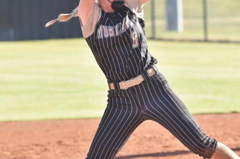 Softball Senior Night Monday