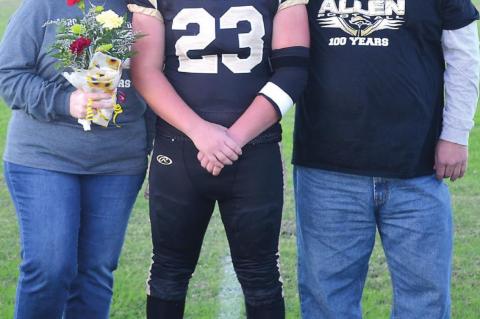 Football / Cheer Seniors and Parents Honored
