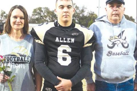 Band, Cheer & Football Seniors Honored