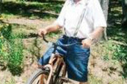 Rites held for Roy Byrd